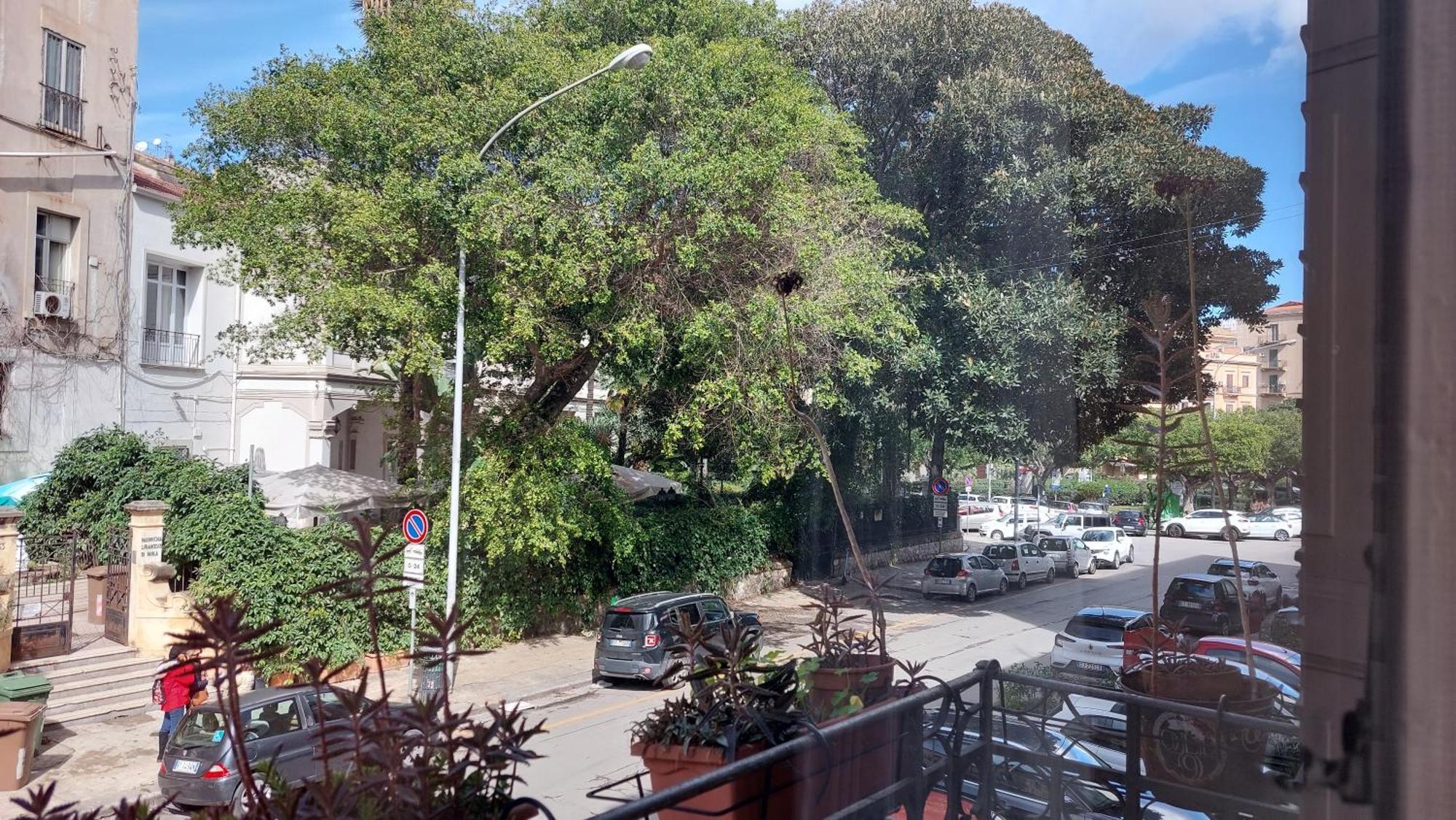 Casa Santoliva In Centro A Palermo Exterior foto